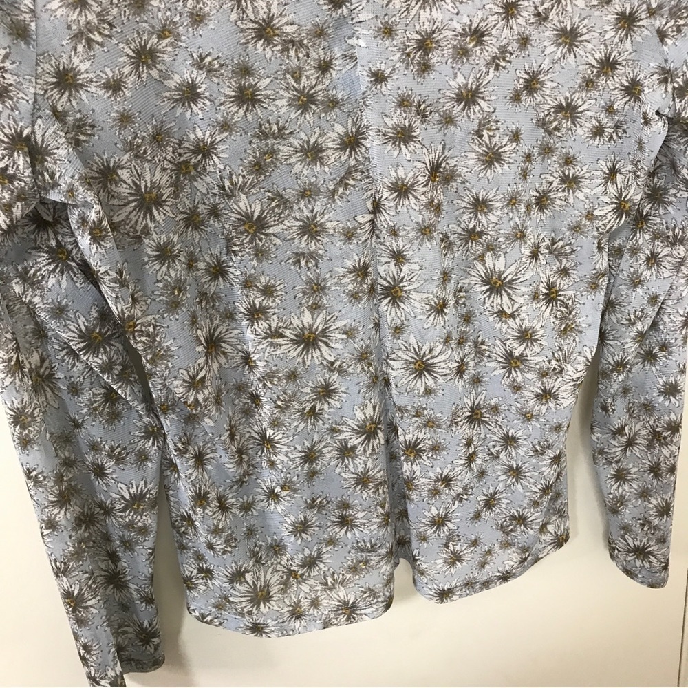3/$15 Leyden sheer spandex blend blue floral long sleeve top - Picture 8 of 10